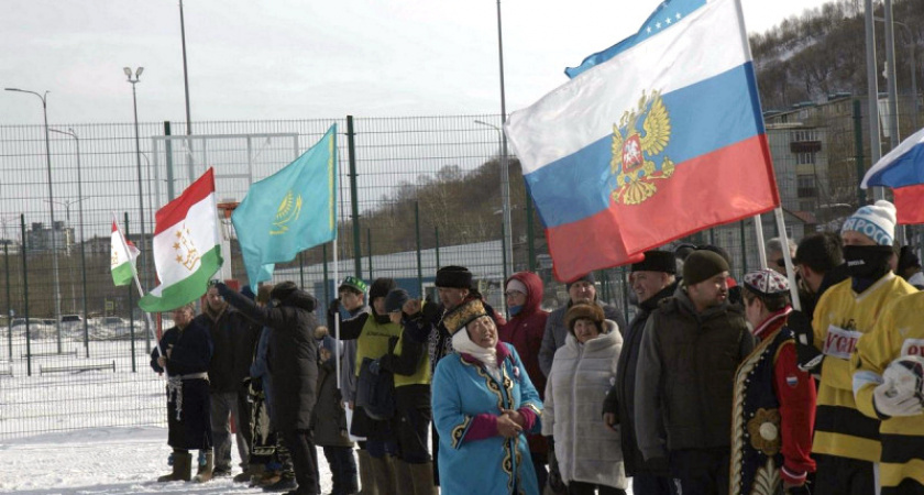 Турнир по мини-футболу в валенках провели на Камчатке.