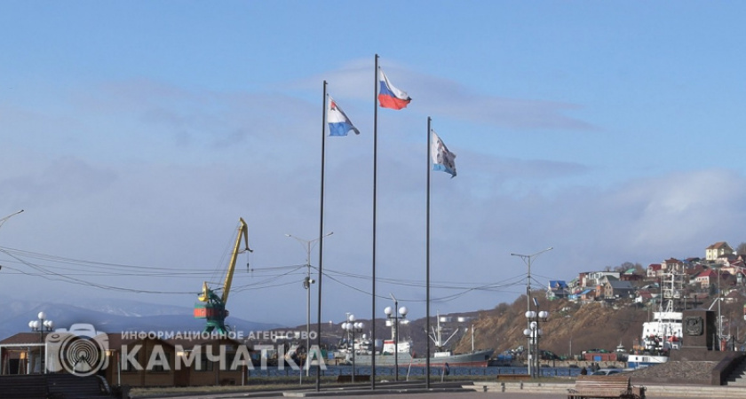 Владимир Солодов поручил держать на контроле вопрос поставки грузов на Камчатку.