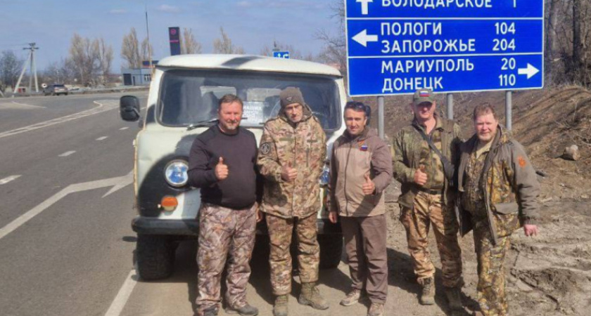 Усть-Камчатск передал военные подарки бойцам-землякам на СВО.