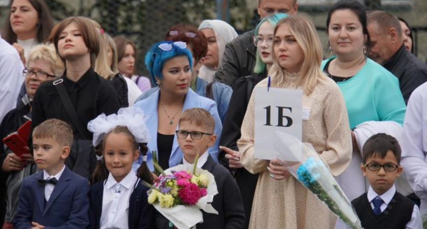 Записать ребенка в первый класс можно не выходя из дома.