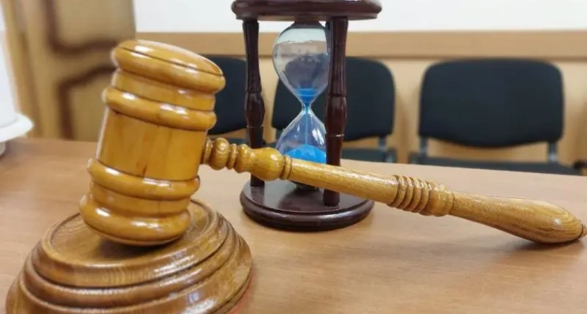 Главврач камчатской поликлиники пойдёт под суд за взятку