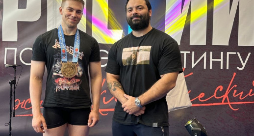 Серебряная медаль на первенстве России по пауэрлифтингу