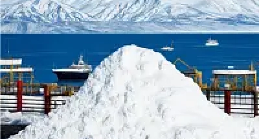 На Камчатке «Морская гавань» нарушила правила складирования снега в морпорту