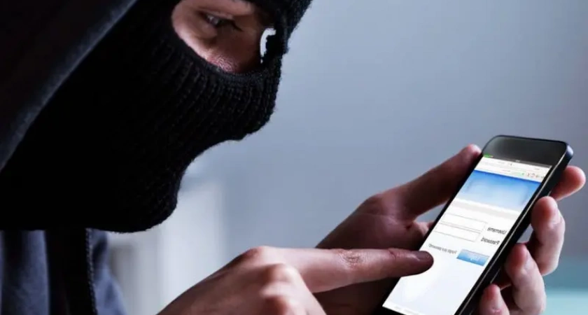 Камчатская пенсионерка перевела мошенникам 8,4 миллиона рублей