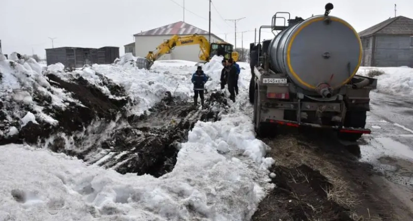Новая авария оставила без воды жильцов более 20 домов в Усть-Камчатске