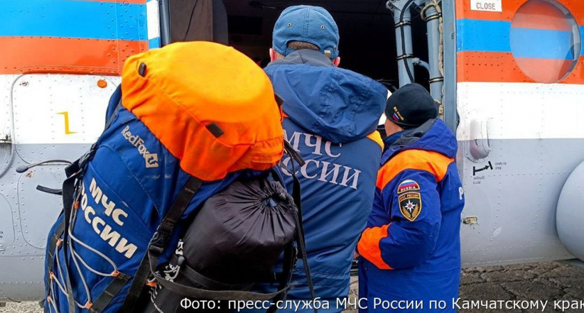 Камчатцы, уплывшие на лодке в открытое море, живы и не нуждаются в помощи