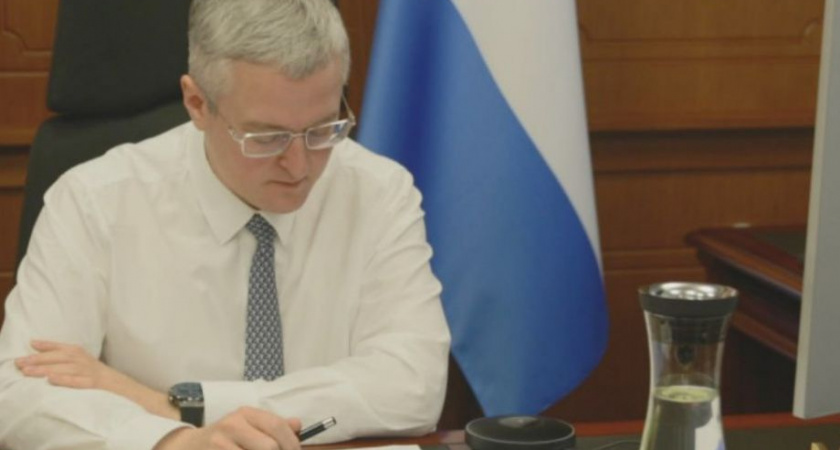 Губернатор Камчатки взял под личный контроль ситуацию с лекарствами для льготников