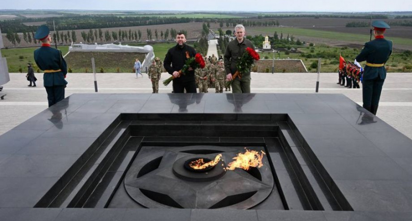 Память героев Великой Отечественной войны почтили главы Камчатки и ДНР