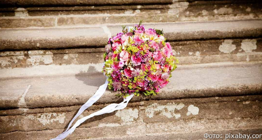 Дарите женщинам цветы: власти Камчатки потратят 3 миллиона на букеты