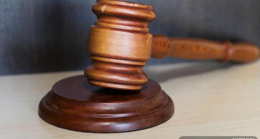 Две работницы магазина на Камчатке вынесли товаров на 240 000 рублей