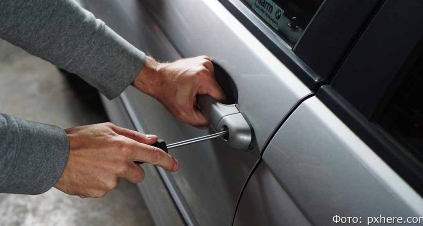 Камчатский рецидивист угнал авто и прокатился на нем в соседний район