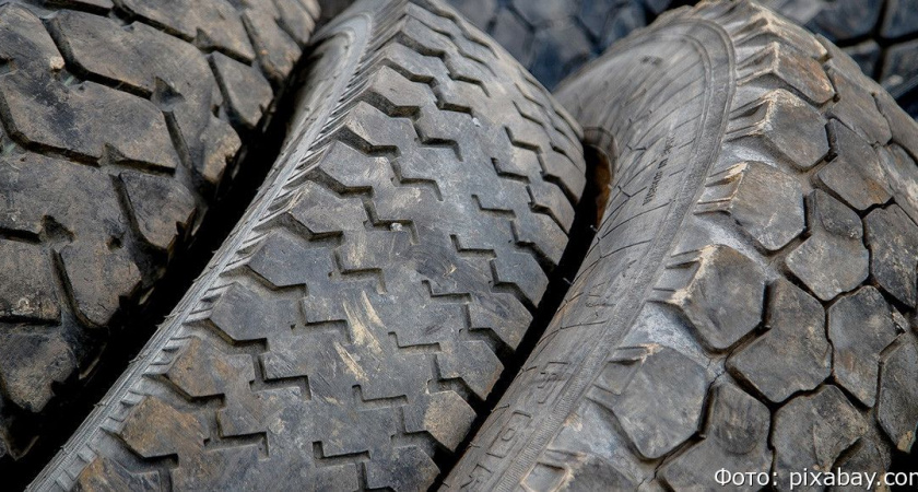 В Елизовском районе перестали принимать старые покрышки