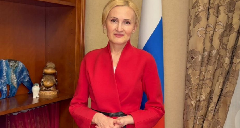 Ирина Яровая поздравила камчатских школьников в праздник Последнего звонка