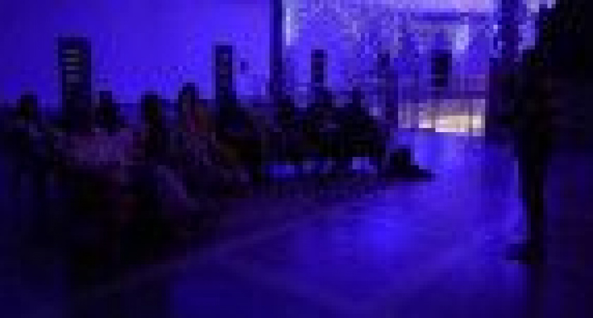 На Камчатке в муниципальном центре досуга массово гипнотизировали местных жителей (фото)