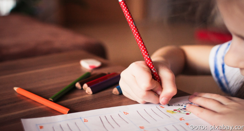 Государство хотят обязать платить за родителей-алиментщиков: кому это выгодно?