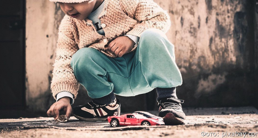 В Петропавловске-Камчатском прокуратура обязала муниципалитет залатать дыры в асфальте у садика