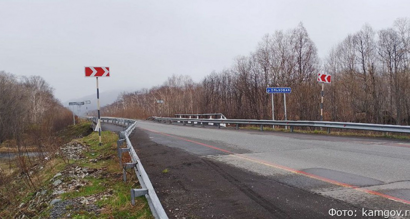 В Елизовском районе на Камчатке специалисты отремонтируют два моста