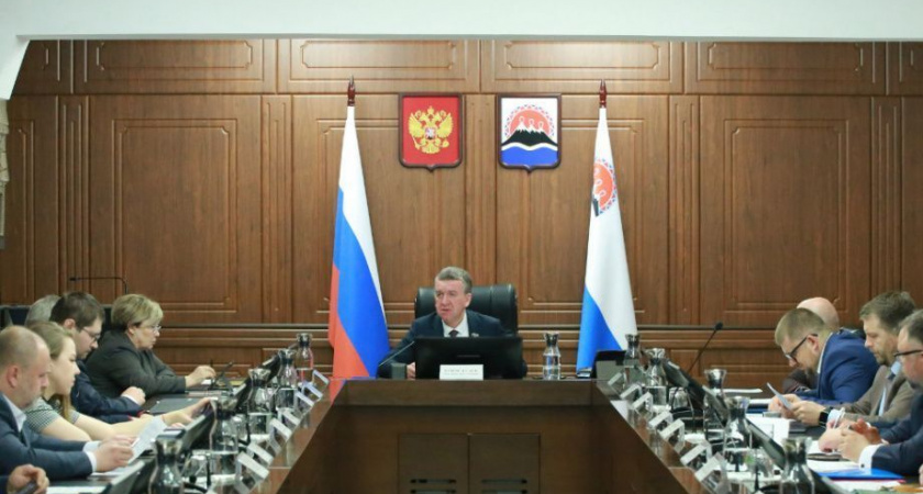 Камчатские парламентарии установят ограничения для «наливаек» на 31-й сессии ЗакС