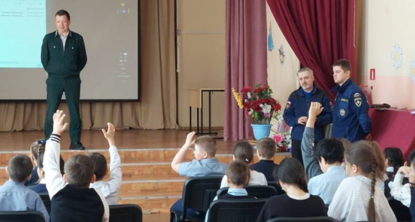 Уроки противопожарной безопасности проходят в школах Камчатского края