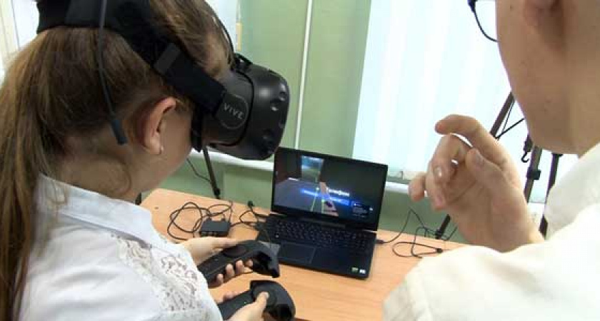 Сельская школа на Камчатке использует тренажёры виртуальной реальности на уроках ОБЖ