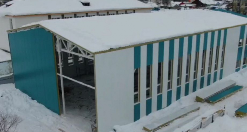 Федеральный проект «50 школьных спортивных залов» будет реализован в Усть-Большерецке на Камчатке. Здесь построят модульный спортзал