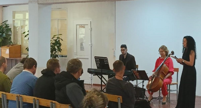 Концерты малых коллективов продолжаются