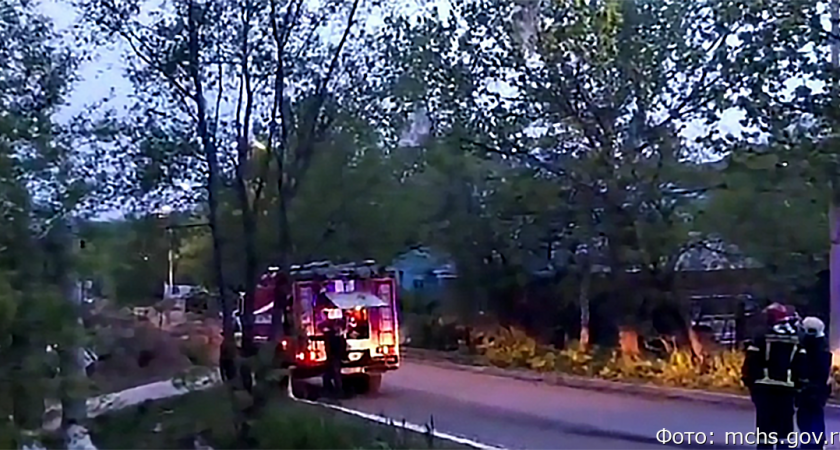 Камчатские пожарные потушили очередную расселенную заброшку