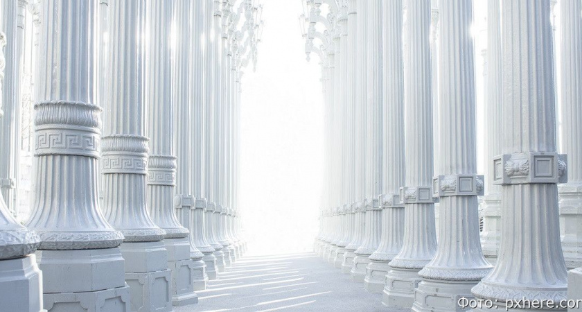 Гороскоп на 15 июня: перед Водолеями откроется коридор возможностей