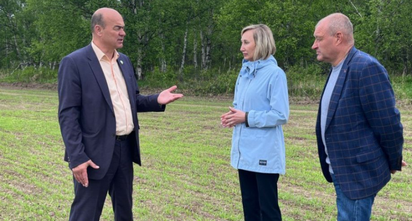 Парламентарии Камчатки навестили аграриев полуострова и поговорили о развитии отрасли