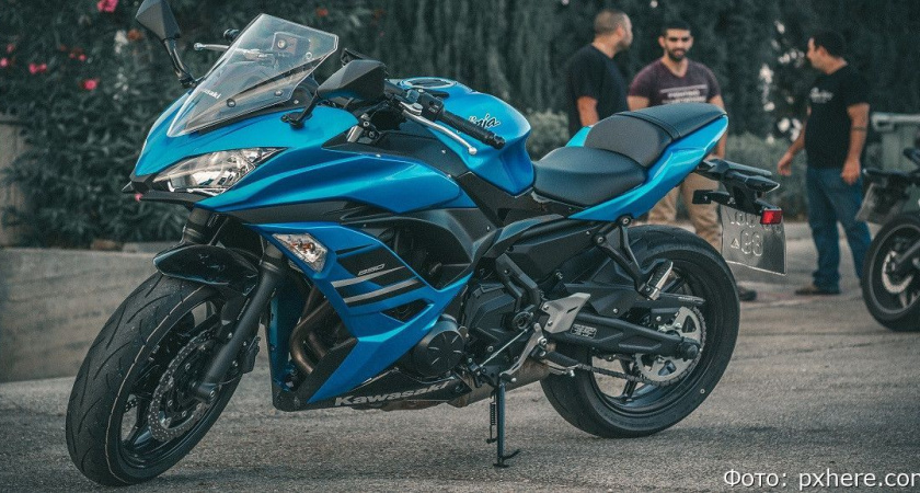 Из Японии в Россию стали возить меньше машин, но больше мотоциклов