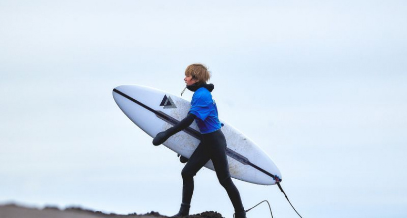 Победителей Чемпионата и Первенства ДФО по сёрфингу наградили на Камчатке.