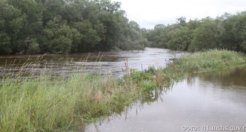 Жителей Камчатки просят быть бдительными из-за риска разлива рек