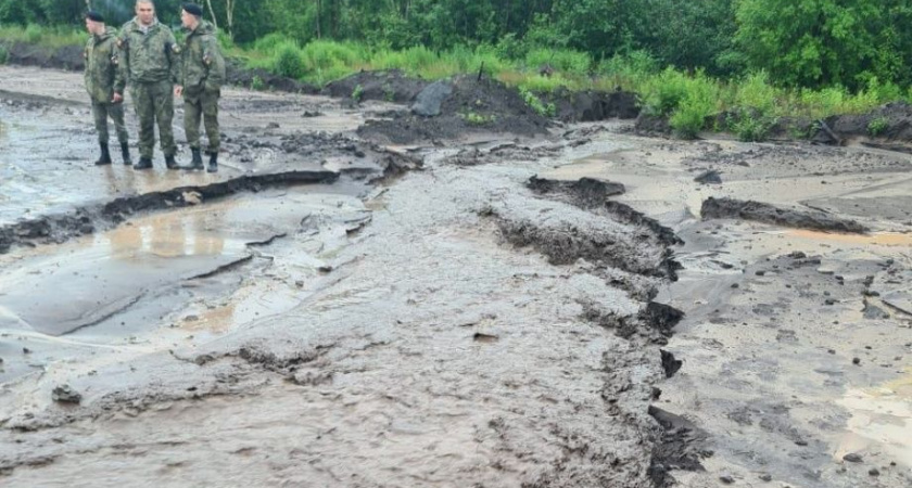 До микрорайона Радыгино жителей Камчатки сегодня везут на вахтовке