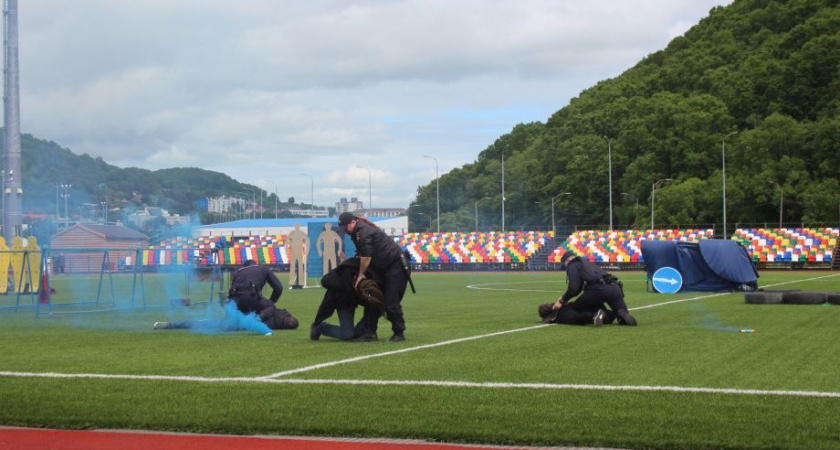 Полицейские Камчатки устроили себе соревнования и спортивный праздник