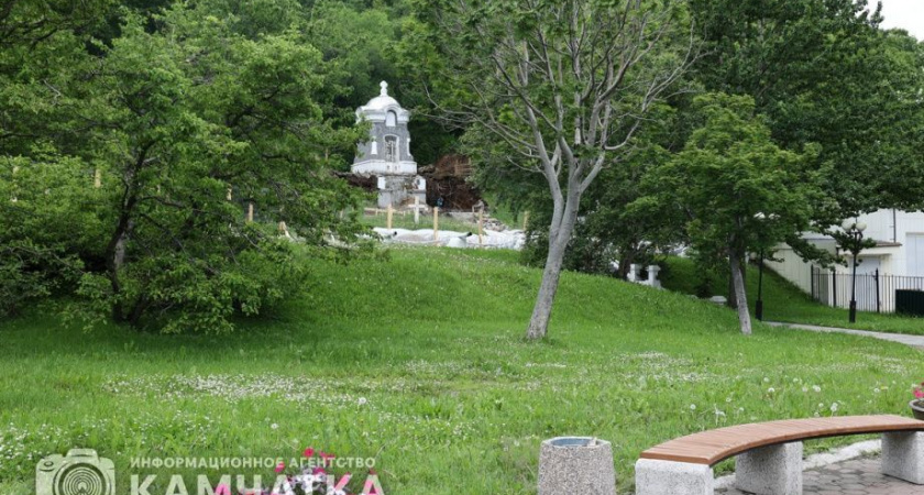 На Камчатке начались работы по реставрации часовни-памятника