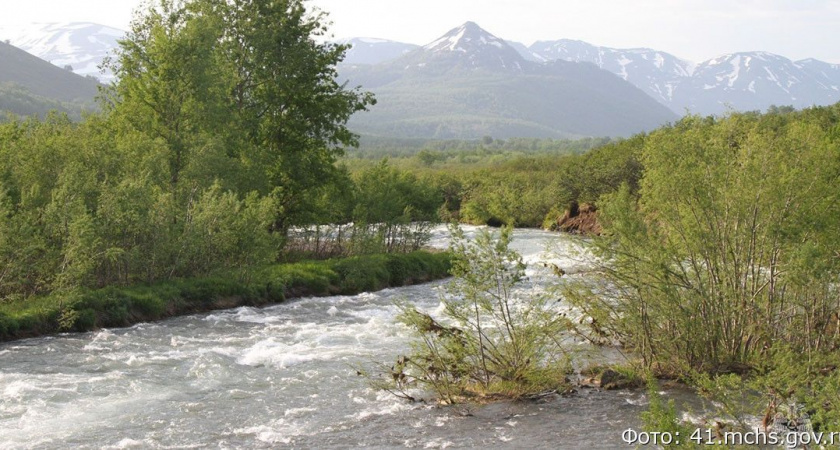 В нескольких районах Камчатки вода может выйти из берегов рек