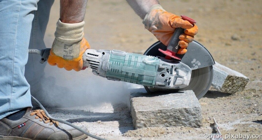 В России рассматривают запрет проводить шумные работы с 22 до 8 часов