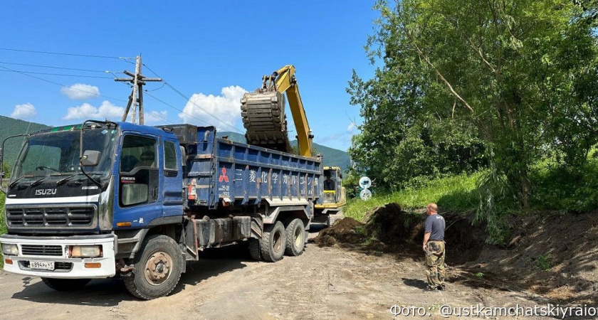 Асфальтирование дорог началось в посёлке Ключи, пострадавшем от пеплопада