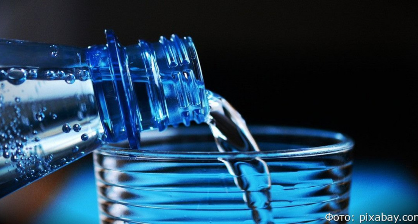 Продавали воду с фекалиями: скандал разгорелся вокруг компании Nestle