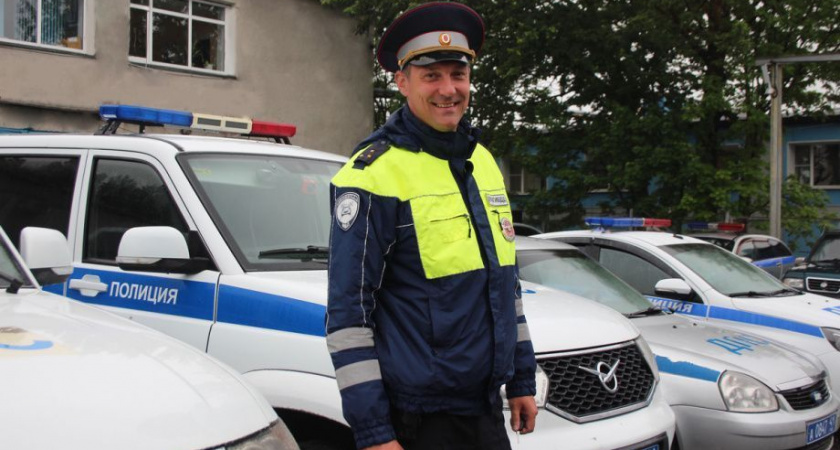 Босую девочку двух лет нашёл на улице Петропавловска сотрудник Госавтоинспекции