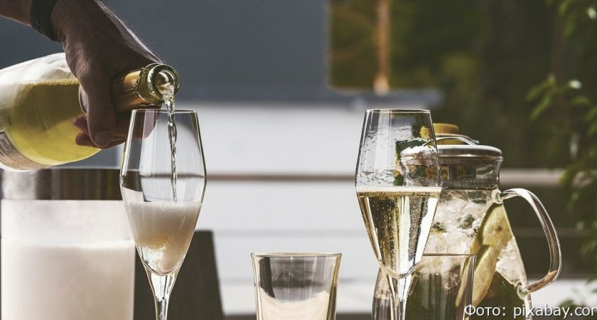 Россияне разлюбили «сладкий шампусик» и предпочитают брют