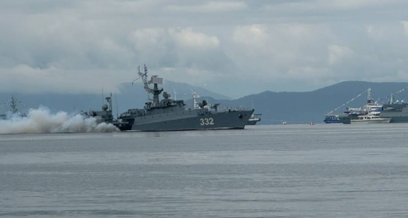 На Камчатке прошел морской парад военных кораблей 
