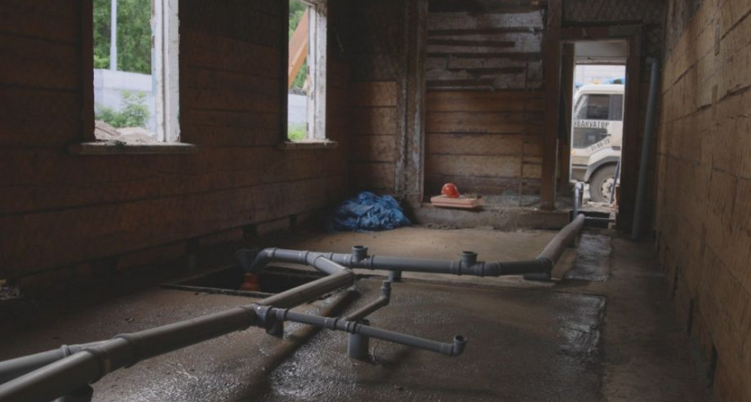 На Камчатке закончили заливку первой плиты фундамента дома № 13 на улице Красинцев