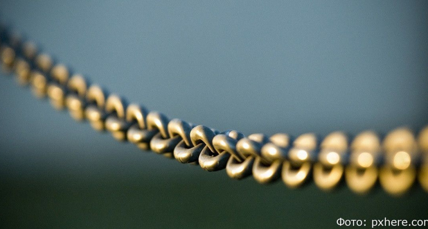 В Петропавловске-Камчатском суд постановил убрать установленный во дворе шлагбаум