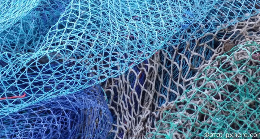 На Камчатке судебные приставы конфисковали у браконьеров и уничтожили 180 сетей