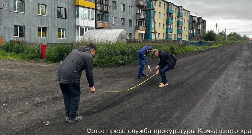 На Камчатке в поселке Оссора ребенок серьезно пострадал, попав под колеса автомобиля
