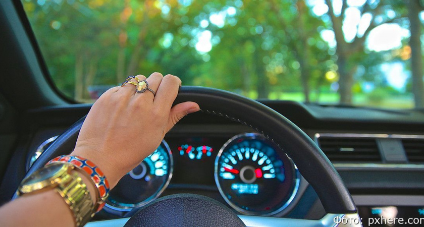 В Петропавловске-Камчатском автоледи, лишенная прав за нетрезвое вождение, попала в ДТП