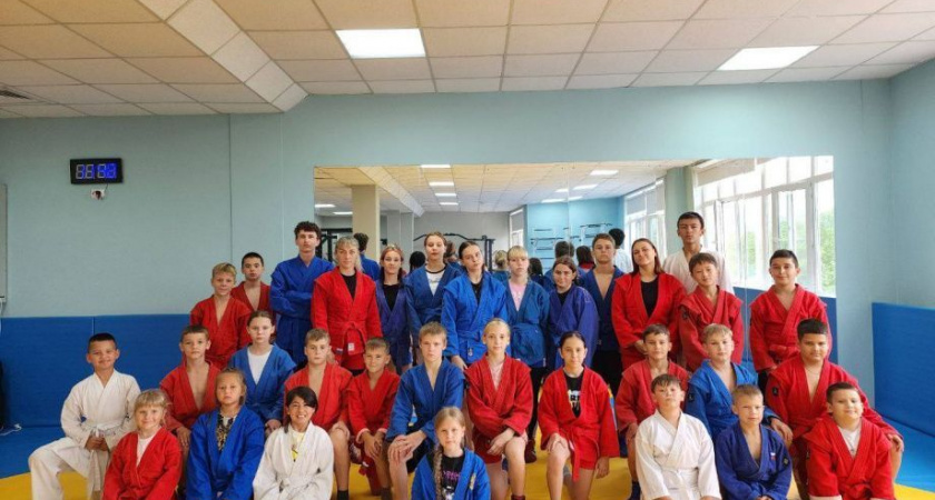 На Камчатке закончилась образовательная смена по самбо