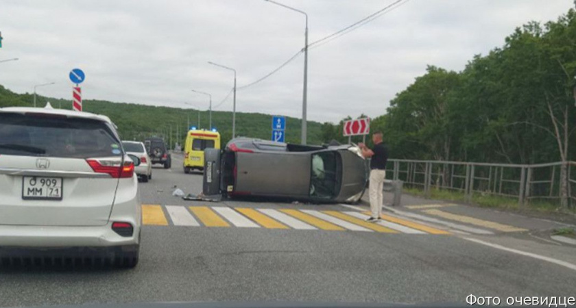 На Камчатке на объездной трассе возле кафе «Юлечка» произошла серьезная авария