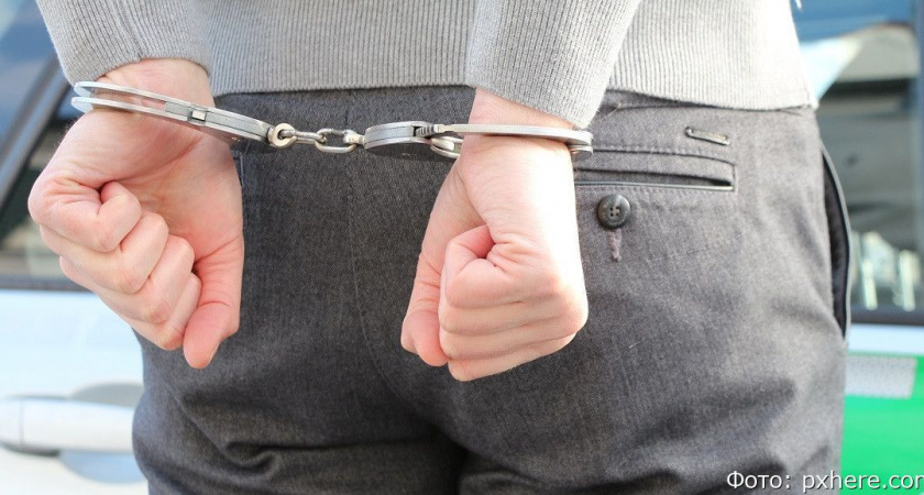 В Петропавловске задержали «мальчика на побегушках» телефонных мошенников